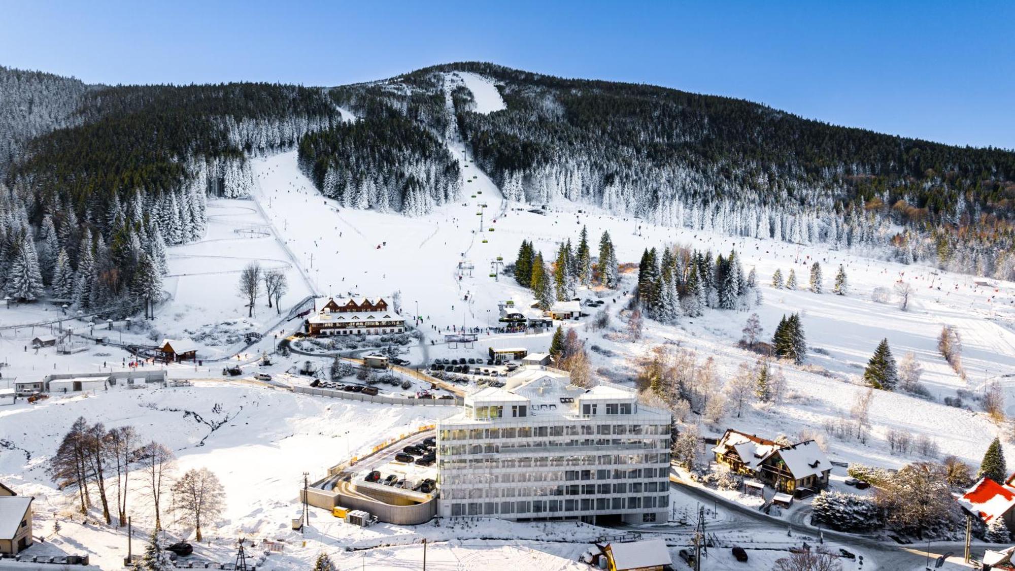 Biala Perla - Czarna Gora Resort By Sun & Snow Z Basenem I Sniadaniem Siena Buitenkant foto